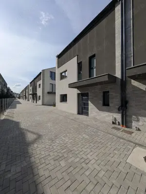 Casă tip duplex cu 4 camere de vânzare în Florești, Comision 0 - imagine 2