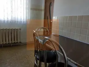 Apartament  4 camere, Ultracentral, mobilat, utilat modern. - imagine 3