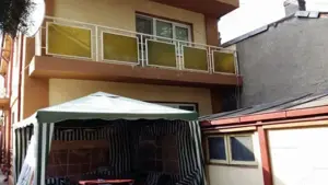 Vila P+1 -2 corpuri pretabila 2 FAMILII zona Centrala(C Galati-Independentei) 216mp construtiiti - imagine 2 Vila P+1 -2 corpuri pretabila 2 FAMILII zona Centrala(C Galati-Independentei) 216mp construtiiti - imagine 2