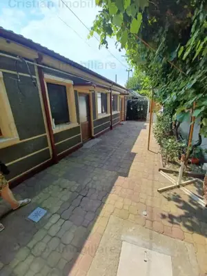 Casa Pretabila 2 familii, suprafata teren 290 mp, toate utilitatile, zona Centrala - imagine 4