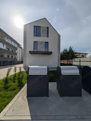 Casă tip duplex cu 4 camere de vânzare în Florești, Comision 0