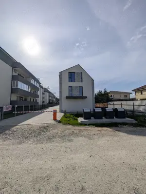 Casă tip duplex cu 4 camere de vânzare în Florești, Comision 0 - imagine 9