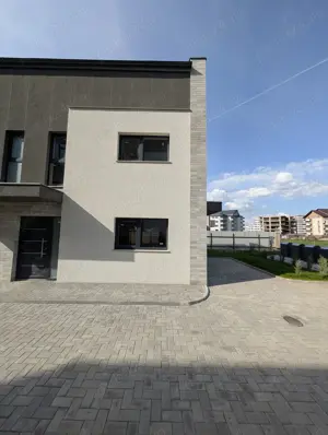 Casă tip duplex cu 4 camere de vânzare în Florești, Comision 0 - imagine 5