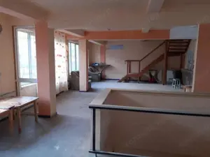 1100mp util IMENSA VILA P+1+M+ 2 spatii comerciale, zona Centrala - imagine 7