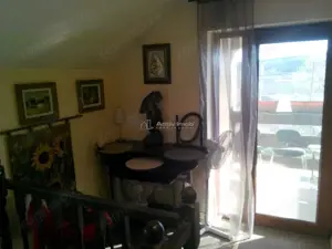 Casa pe malul lacului Paleu – teren 510 mp -  priveliste  deosebita - imagine 9