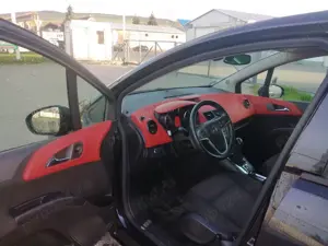 Opel Meriva B 1.4 16v Edition - imagine 8