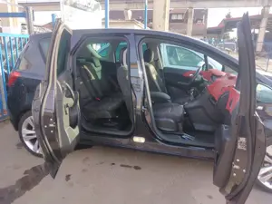 Opel Meriva B 1.4 16v Edition - imagine 5