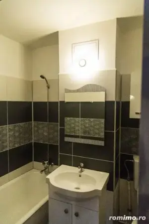 garsoniera zona Complex  - imagine 2