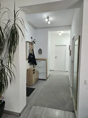 Vand apartament 3 camere in Selimbar - imagine 5 Vand apartament 3 camere in Selimbar - imagine 5