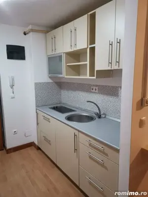 garsoniera in zona Brancoveanu - imagine 3