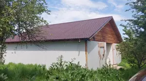 Vând casă pe structura metalica-114mp , fără teren