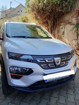 Dacia Spring Comfort Plus 2023, inmatriculata  - imagine 3