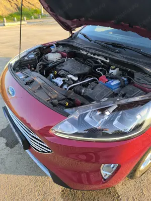 Ford Kuga 2020 EcoBlue AW 8  Titanium automată 1.5 CC diesel 120 cp. - imagine 4