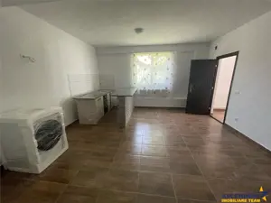 FILM   3D! Edificiu multifunctional, Semicentral,Targu Mures. - imagine 4