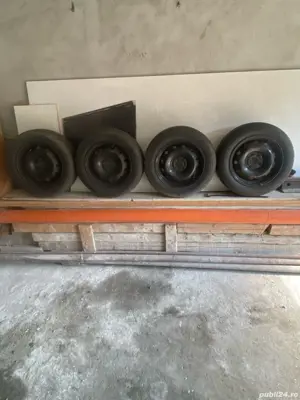 Vand jante originale + cauciucuri de vara Dacia Logan