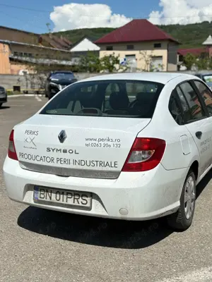 Renault Symbol  - imagine 10