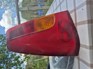 Lampa semnalizare stinga spate Logan  - imagine 2