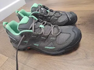 Bocanci drumetie, Salomon, masura 40 2 3