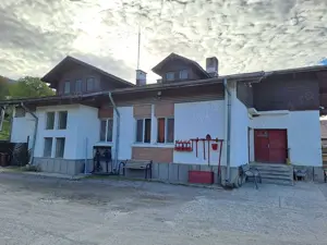 cladire  spatiu comercial - imagine 2