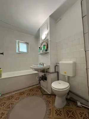 90000euro .. 2 camere cu centrala .. etaj intermediar - imagine 9