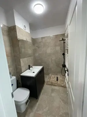 Studio Exigent Plaza (Spatiu Comercial) - imagine 2