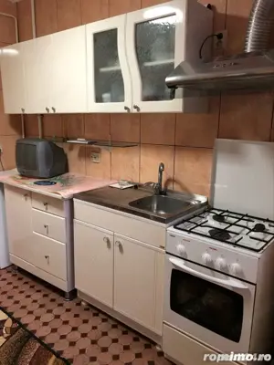 de inchiriat garsoniera in zona Complex 