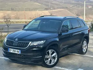 Skoda Kodiaq 2.0, cu 7 locuri 190CP,  INMATRICULAT in Ro in aprilie 2025, 4x4, piele, Keyles, FULL