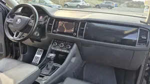 Skoda Kodiaq 2.0, cu 7 locuri 190CP,  INMATRICULAT in Ro in aprilie 2025, 4x4, piele, Keyles, FULL - imagine 6