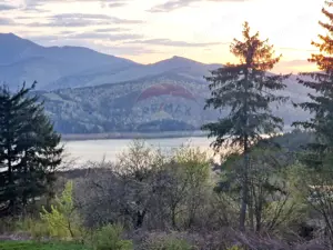 Teren cu vedere la Muntele Ceahlau - imagine 8