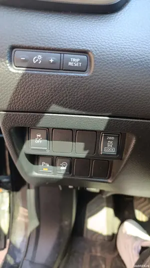 Nissan Qashqai 2015, 1.6 dci, 4x4, 131 cp - imagine 5 Nissan Qashqai 2015, 1.6 dci, 4x4, 131 cp - imagine 5