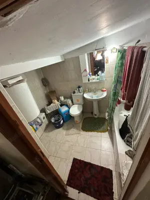 Casă bătrânească de vânzare  - imagine 5 Casă bătrânească de vânzare  - imagine 5