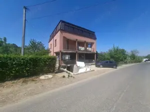 Urgent ocazie investitie casa 400mp+spatii  comerciale, rezidential D+P+E+M - imagine 2