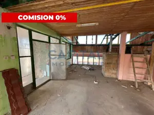 Apartament la casa, zona Timisorii, necesita compartimentare, terasa de 30 mp