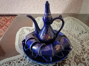 Serviciu ceai soju sake porțelan, cobalt, aur, 8 piese, made in Coreea