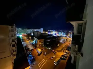 Ofer spre chirie ap 3 cam ultrcentral lux Roman ,350 euro  - imagine 3