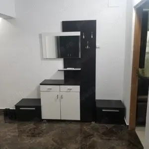 Ofer spre chirie ap 3 cam ultrcentral lux Roman ,350 euro  - imagine 5