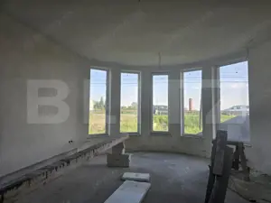 Casa de vanzare cu 8 camere+3 camere beci, 360mp, zona RAR (VETIS)