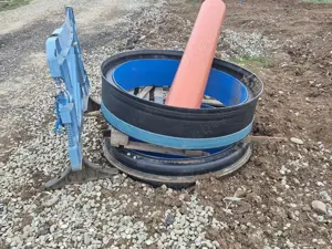 Teren intravilan construibil Balotesti, 700 mp, 36000 euro,foarte aproape de padure - imagine 8