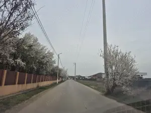 Teren intravilan construibil Balotesti, 700 mp, 36000 euro,foarte aproape de padure - imagine 2