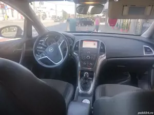 vand opel astra din 2014 - imagine 4