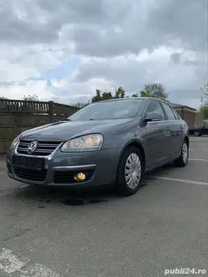 VW Jetta  Euro 4 2009 Benzina Simplu 1.6 MPI 102 CP BSE Impecabil - imagine 4