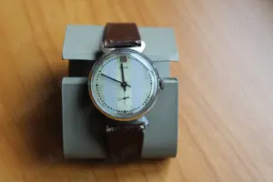 Ceas mecanic barbatesc Pobeda, frumos, vechi si rar