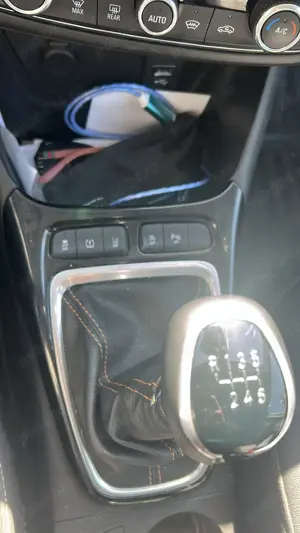 Vand Opel Crossland 2020 - imagine 9 Vand Opel Crossland 2020 - imagine 9