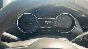 Vand Opel Crossland 2020 - imagine 7 Vand Opel Crossland 2020 - imagine 7