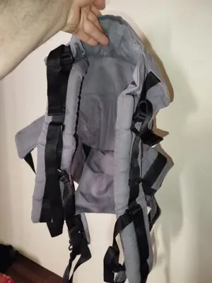 Vând marsupiu manduca bumbac suta la suta -20kg 