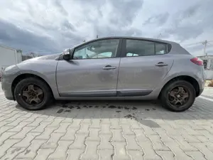 Renault Megane 3 1,5 dCI 110 CP - imagine 2