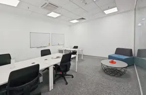 Spațiu de birou frumos proiectat pentru 5 persoană în Spaces Campus 6 - imagine 8