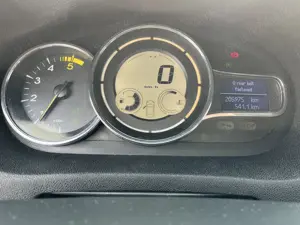 Renault Megane 3 1,5 dCI 110 CP - imagine 8