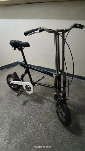 Vând bicicleta pliabilă full suspensions