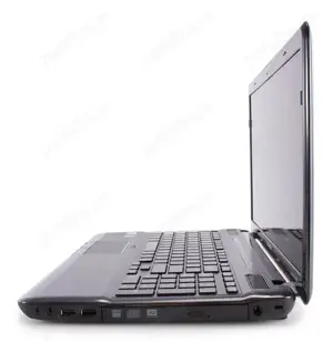 Vand laptop Toshiba Satelite A665, i7, 8 Gb RAM, placa video 512 Mb. - imagine 3